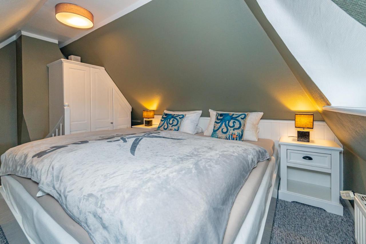 Gemuetliche Wohnung Unter Reet Mit Pool Und Sauna In Keitum Zewnętrze zdjęcie